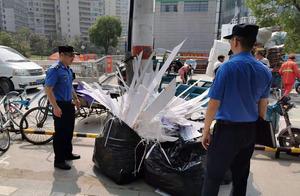 Frequency shows footpath rubbish of in bags life, city canal locks up firm of the trouble that decid