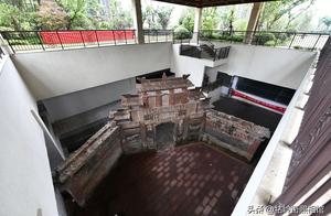 Jiangxi Nanchang: Landed development did not dismantle ancient structure 200 old pailou hide nowaday