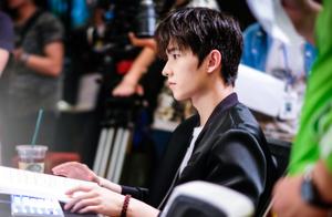 " full-time ace " defeat 3 hours 100 million, ya