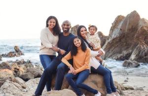 Division comparing basks in the picture that gives 4 daughters Capri first