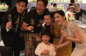 Autumn porcelain dazzle fills at dawn smooth Korea do respectful of bridal Ling Xiao to show a body