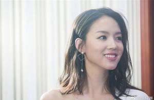 Zhang Zilin not only person beautiful leg is long,