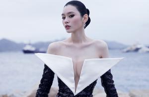 Xi Mengyao is high-key knock gently personally now