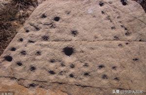 The hill that provide Ci shows " mysterious symbo