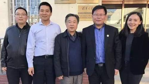 科学家具有怎样的品质,用4个四字词语概括,