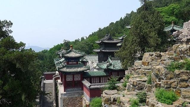 颐和园的导游介绍词1