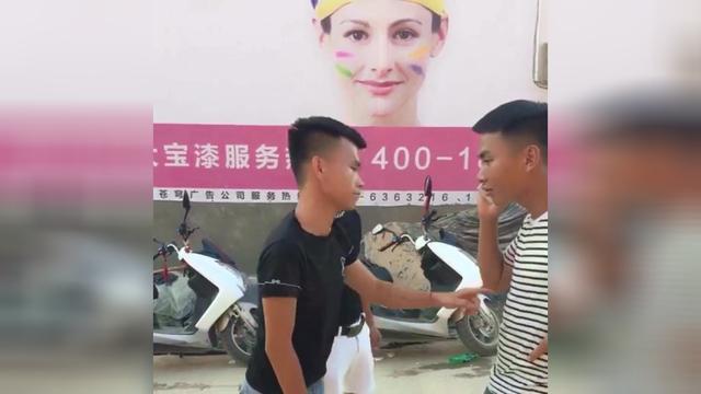表示人多欺负人少的成语