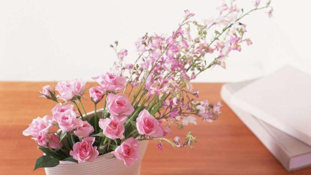 为什么维生素C能使鲜花保鲜