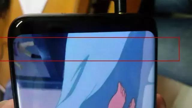 请问IphoneX的OLED烧屏在不在官方的免费保修范围内