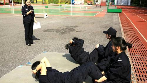 公安院校招警体能测试的科目以及相应标准
