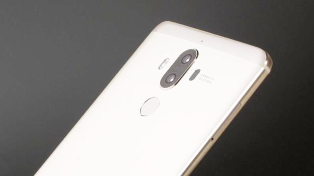 华为MATE7充电指示灯亮突然开不了机怎么办