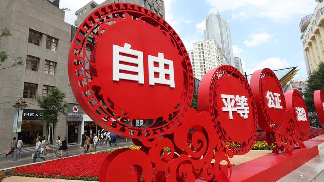 如何理解“学生的主体地位”