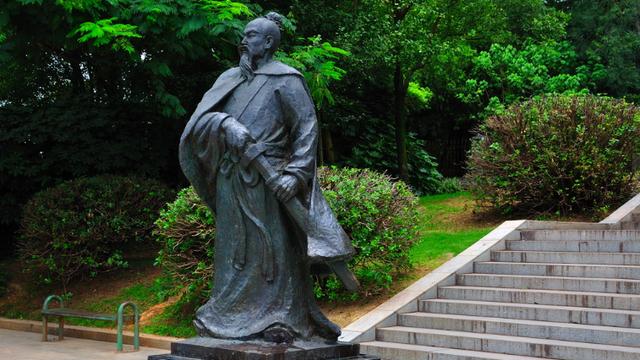 辛弃疾《摸鱼儿》中“愁”是为什么说“闲愁最苦”