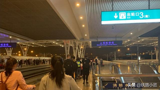 上海虹橋高鐵站到普陀區怎么走乘幾號地鐵謝謝