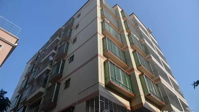 深圳的房價很貴我打算在東莞厚街萬科城市廣場那邊買房網友們給點建議那邊怎么樣