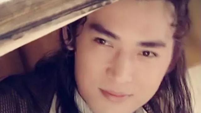 西方中骑士和圣骑士有什么区别