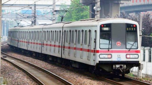 我現在在金穗花園要去江寧安和家園做多少公交車