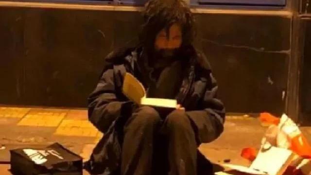 《论语》《左传》哪个更早
