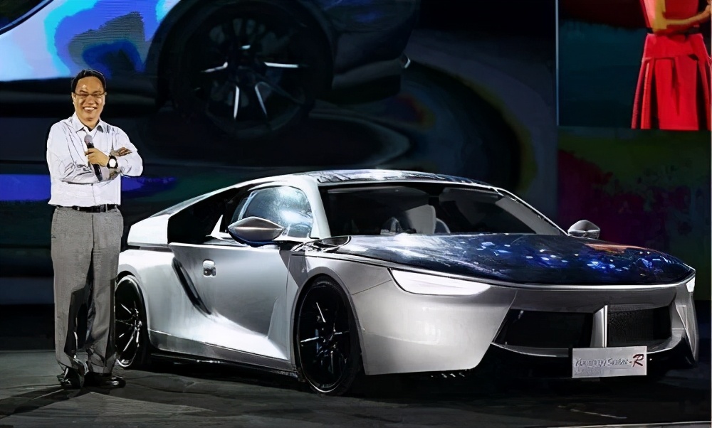 “坠落”的中国首富：拉着政府、银行“豪赌”梦想