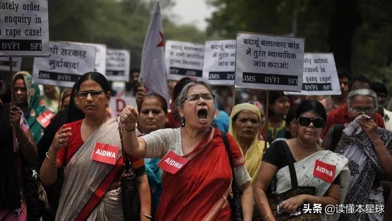 在印度，为什么用厕所会特别难？