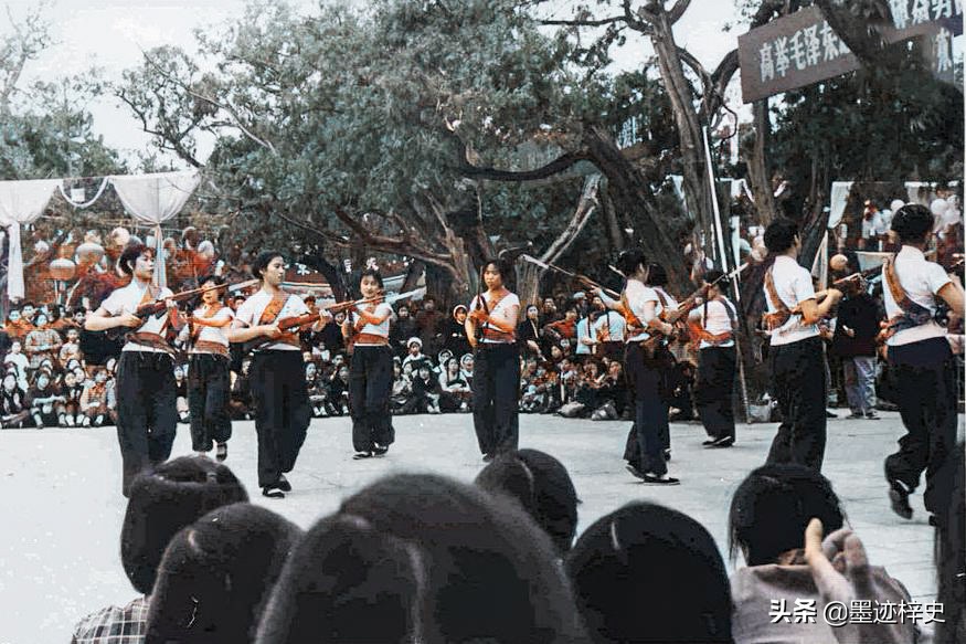 老照片：1958-1967年，全國各地“抗美援越”活動