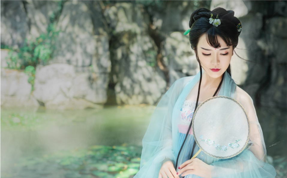 在汉服盛行的今天，是历史倒退，还是文化复兴？