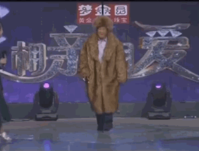 老年人相亲野到让人脸红