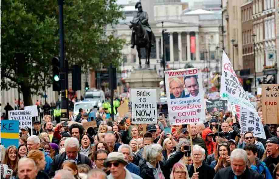 曾飚：如何看待英国爆发反防疫游行？