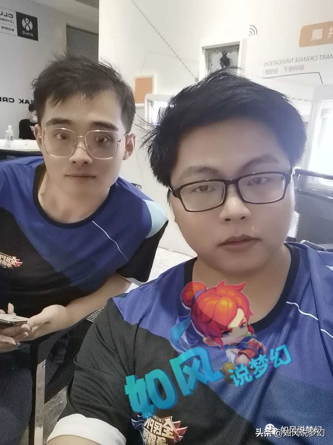 梦幻西游：文哥39万买160女衣，卡卡66万买老王第1神佑锤