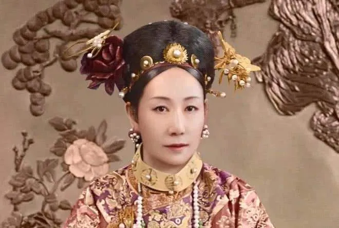 慈禧太后下葬时的豪华穿戴，首次曝光