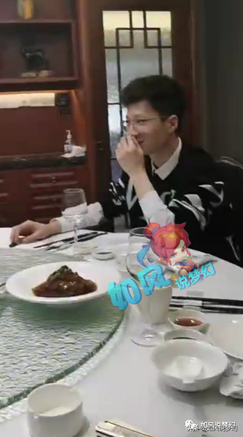 梦幻西游：粉丝因姑苏解散卸载CC，2物爆1伤耳饰52万交易？