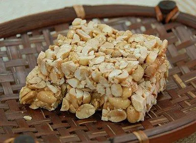 这口麦芽糖，中国人吃了几千年，还是不厌烦