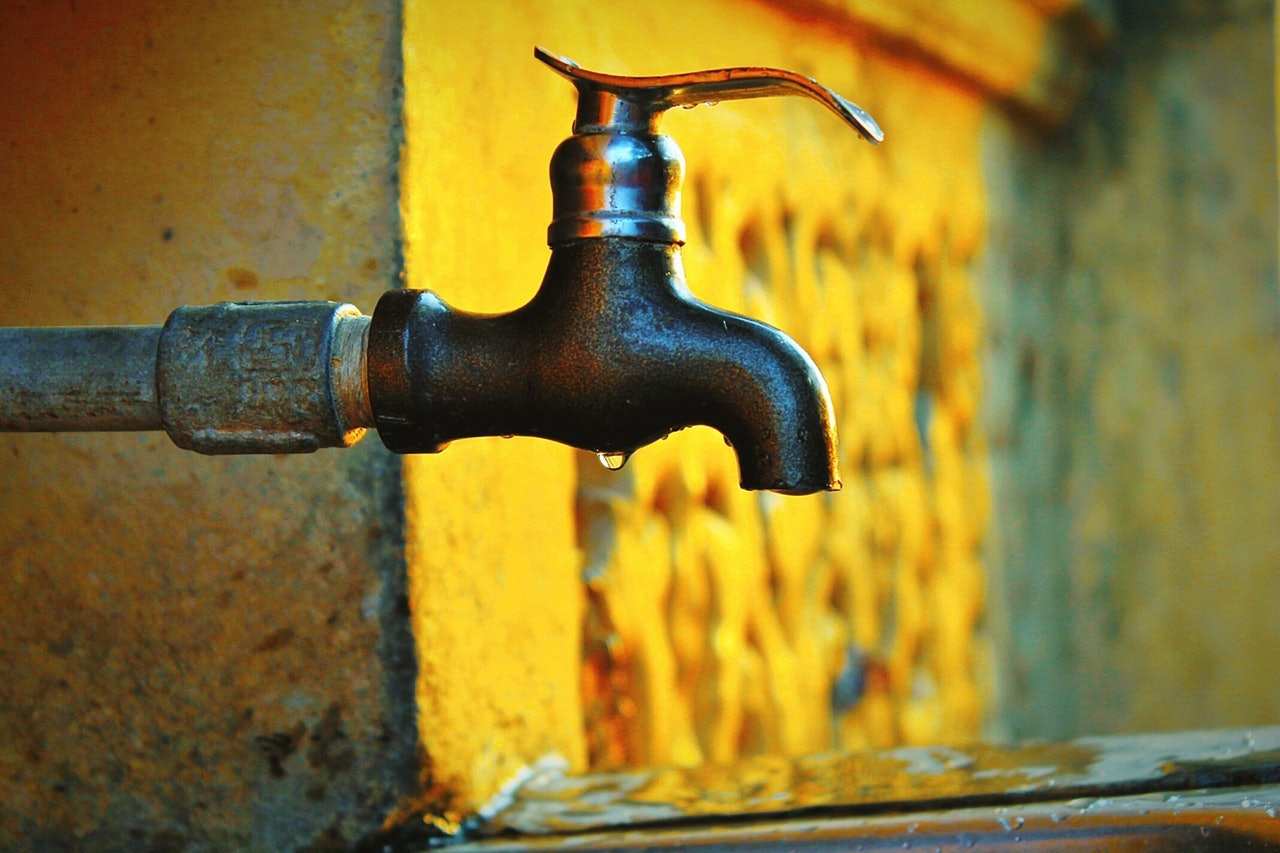 印陷入地缘政治危机，严重旱灾影响上千人