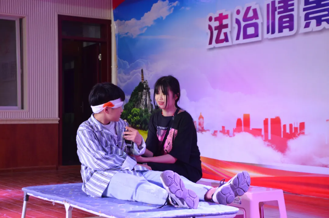 “爱在七星”首场法治情景剧晚会来袭!@同学们,速来围观!看看你是否也曾做过这些事…
