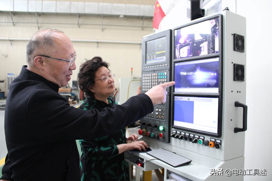 中国高端数控机床重大进展