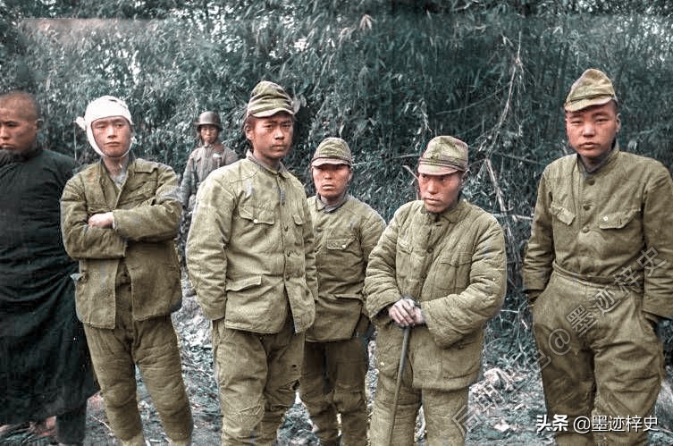 老照片：常德會戰抓獲的日軍戰俘，曝光其使用生化武器的鐵證