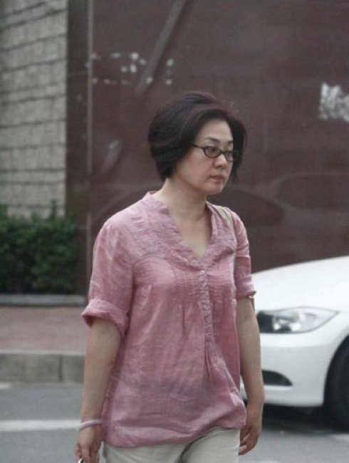 19岁出演牧马人走红与朱时茂传绯闻丛珊消失去哪了
