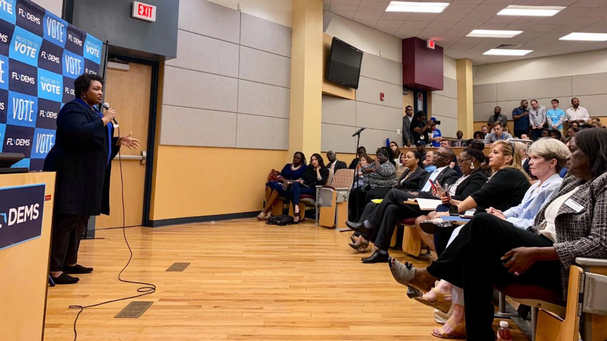 关键州惊天逆转，拜登背后功臣竟是她？