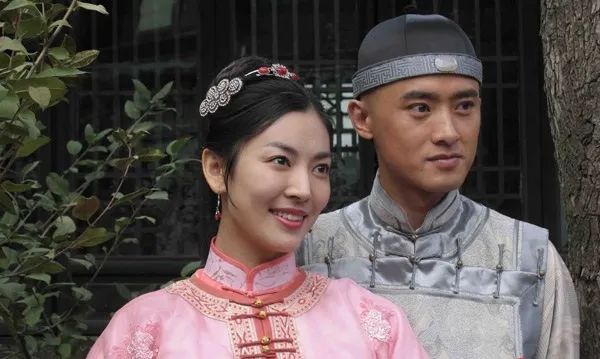虽然《七剑》口碑与票房不如预期,但韩国美女金素妍饰演作为贡品被