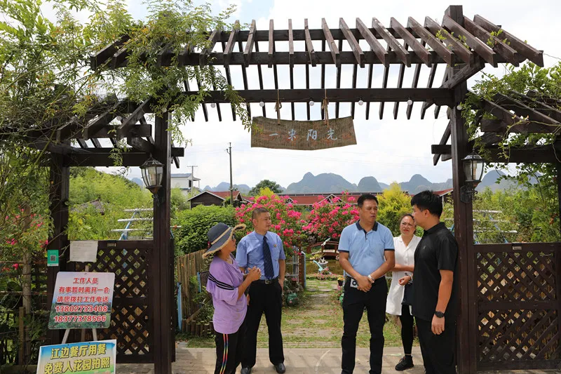 为民办实事 | 乡村振兴 检察同行 BG视讯厅
检察长带队深入华侨旅游经济区调研