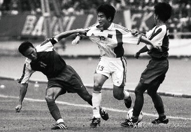 米卢的谜底：2001年国足秘史