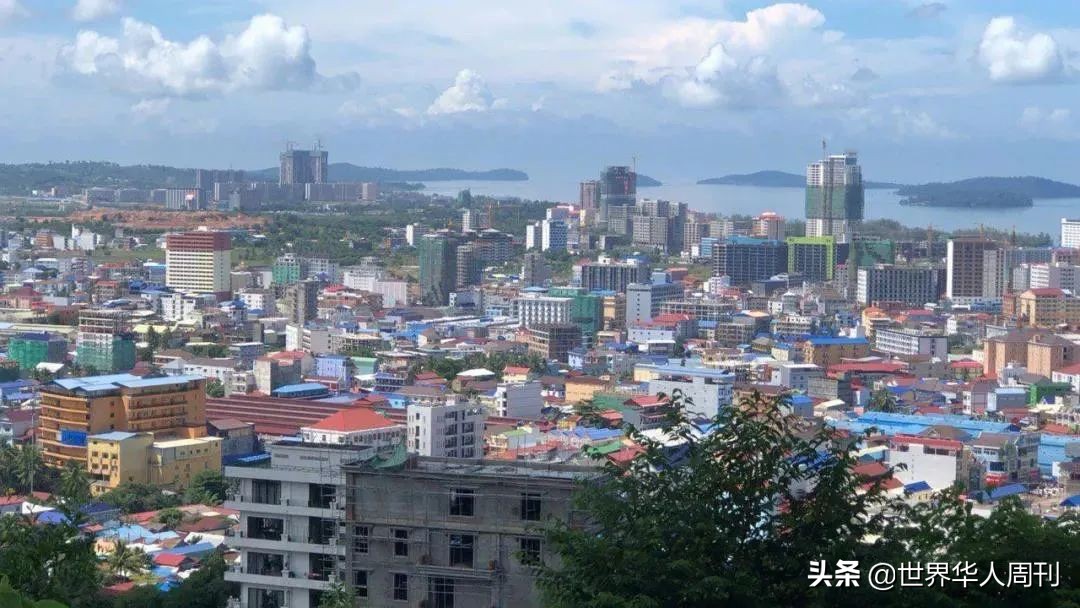 疫情之下，4000名中国人飞往这座罪恶之城