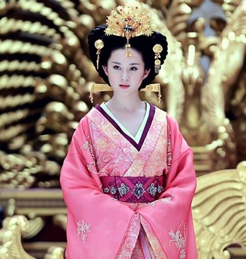 卫子夫侍奉汉武帝49年自杀前留下遗书汉武帝阅后怒骂贱人
