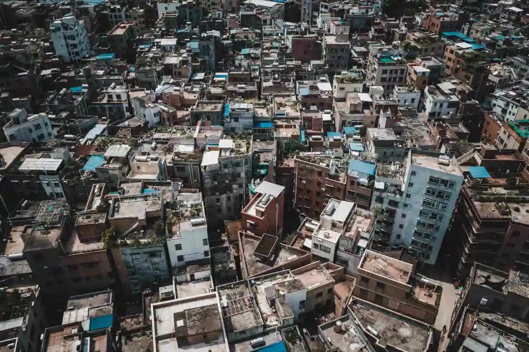 我们有太多的体制性、结构性问题