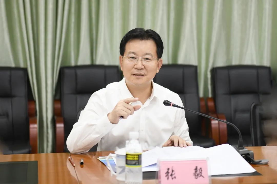 省检察院党组书记检察长张毅赴儋州市院临高县院澄迈县院调研