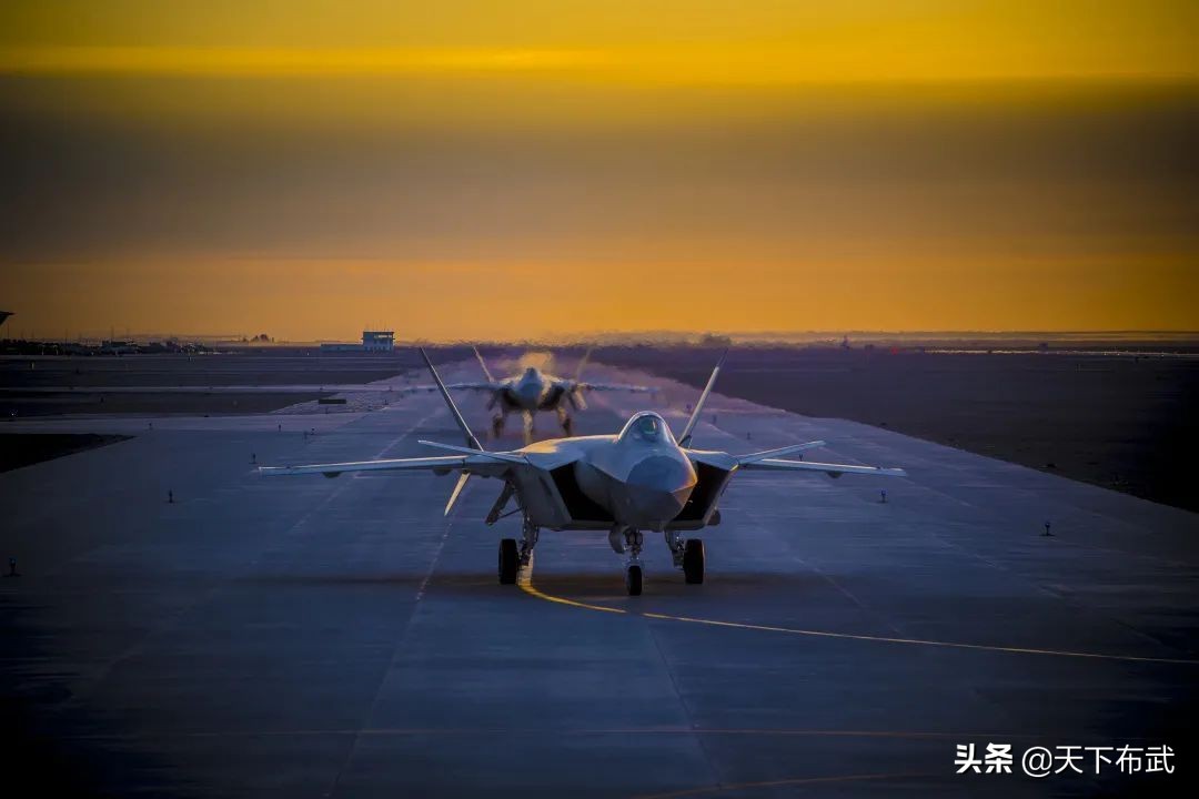 鸭梨山大：中国周边五代机超百架