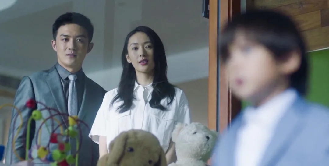 我只是生了孩子，为什么整个社会都要惩罚我？