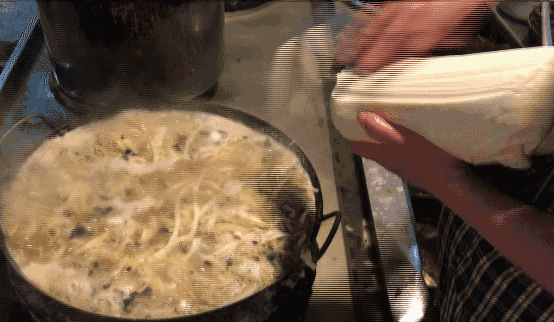 一碗面，喂饱了14亿中国人