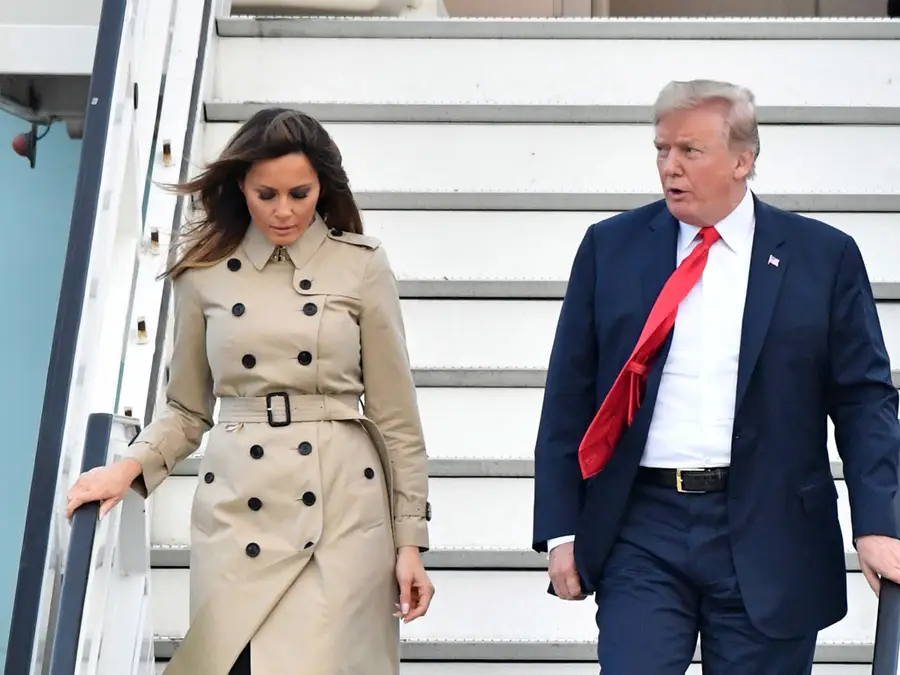 川普妻子面容变样，白宫怕不是有两个总统夫人？