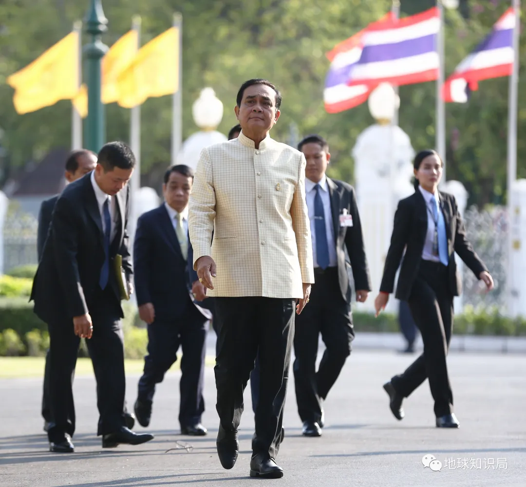 军队经商，只是泰国的冰山一角